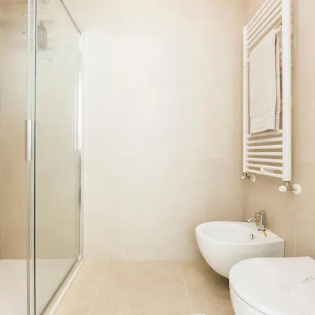 Apartman Waterfront Luxury Studio, Free Parking, Ac, Netflix & Wifi By Tilo Lux *