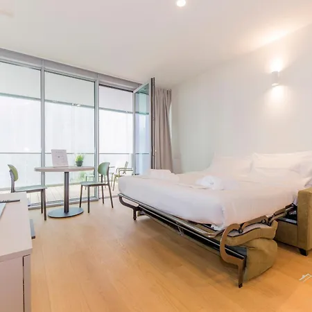 Waterfront Luxury Studio, Free Parking, Ac, Netflix & Wifi By Tilo Lux