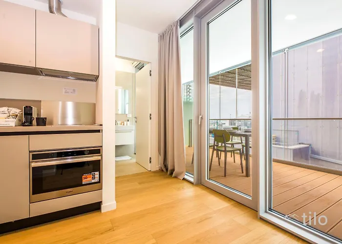 Waterfront Luxury Studio, Free Parking, Ac, Netflix & Wifi By Tilo Lux * Genua