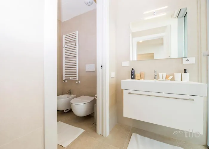 Apartament Waterfront Luxury Studio, Free Parking, Ac, Netflix & Wifi By Tilo Lux